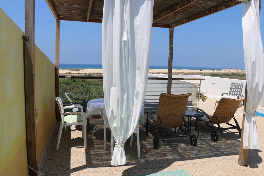 Beach Front House Caesarea Esterno foto