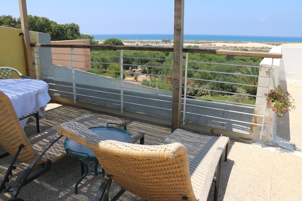 Beach Front House Caesarea Esterno foto